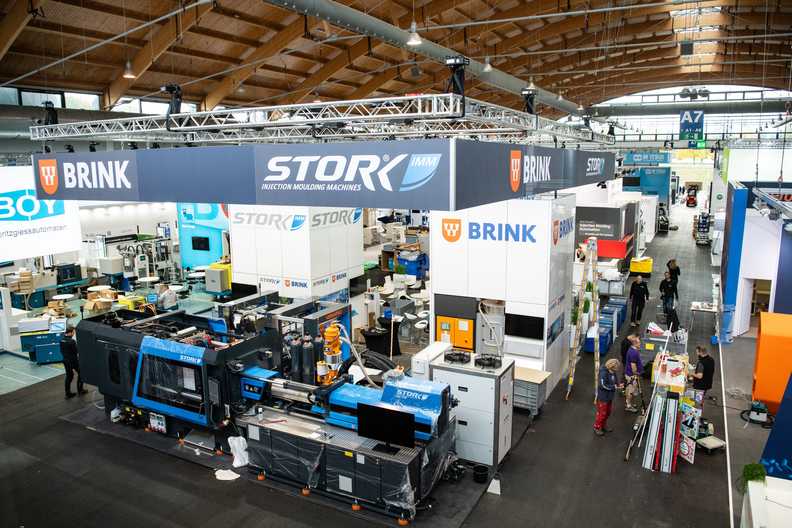 Fakuma opent terwijl bedrijven geconfronteerd worden met de grimmige economische realiteit